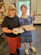 Load image into Gallery viewer, FAMILY SOY CANDLE & BATH BOMBS WORKSHOP - Monday 6th April - EASTER SUNDAY 10.00 am