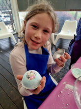 Load image into Gallery viewer, Rainbow Bath Workshop 🌈 - Kariong,  Sunday 10th May - 10am
