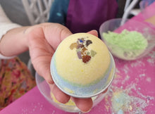 Load image into Gallery viewer, Rainbow Bath Workshop 🌈 - Kariong,  Sunday 10th May - 10am
