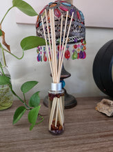 Load image into Gallery viewer, Beginner&#39;s Soy Candles &amp; Reed Diffuser Workshop Sunday 7th July - 3 PM - KARIONG
