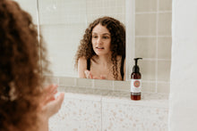 Load image into Gallery viewer, Native Peach &amp; Green Tea Face Cleanser
